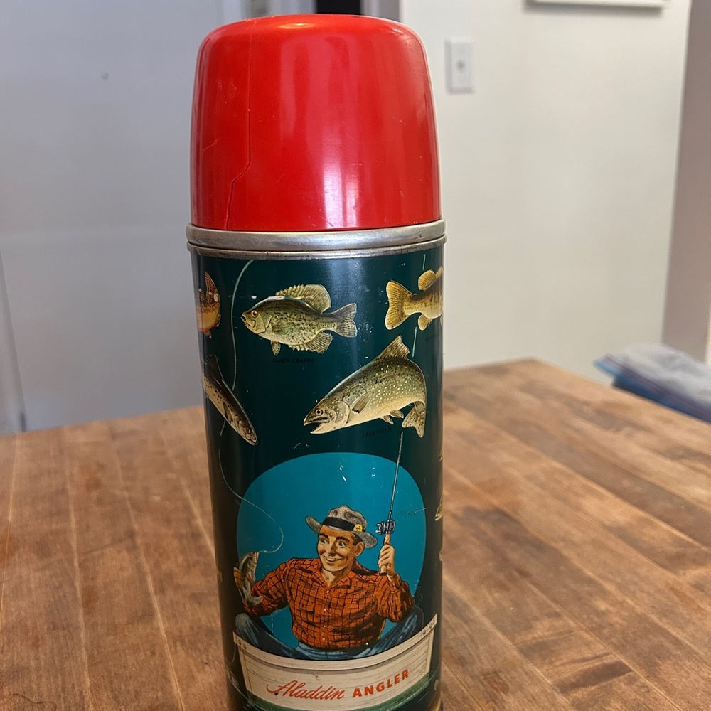 Vintage-Mid C-Angler Red and Green Fish Thermos